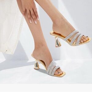 Women’s Square Heeled Sandals Size 8